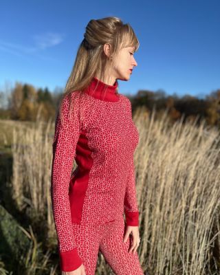 Konečně merino, které má Tvou délku. Prodloužené tričko + legíny ze 100% finského merina. Hřejivé, prodyšné, jemné na...